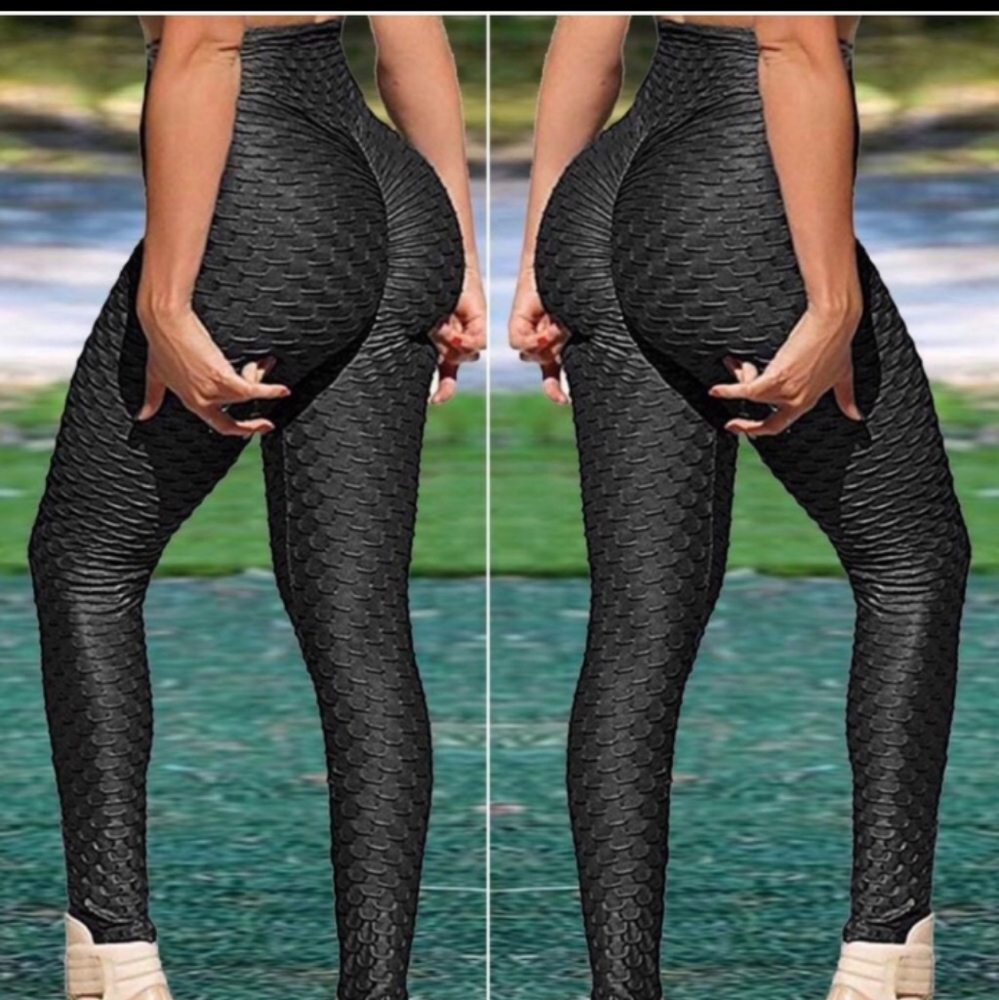 🌈 clearance 🌈Brazilian Scrunch Leggings